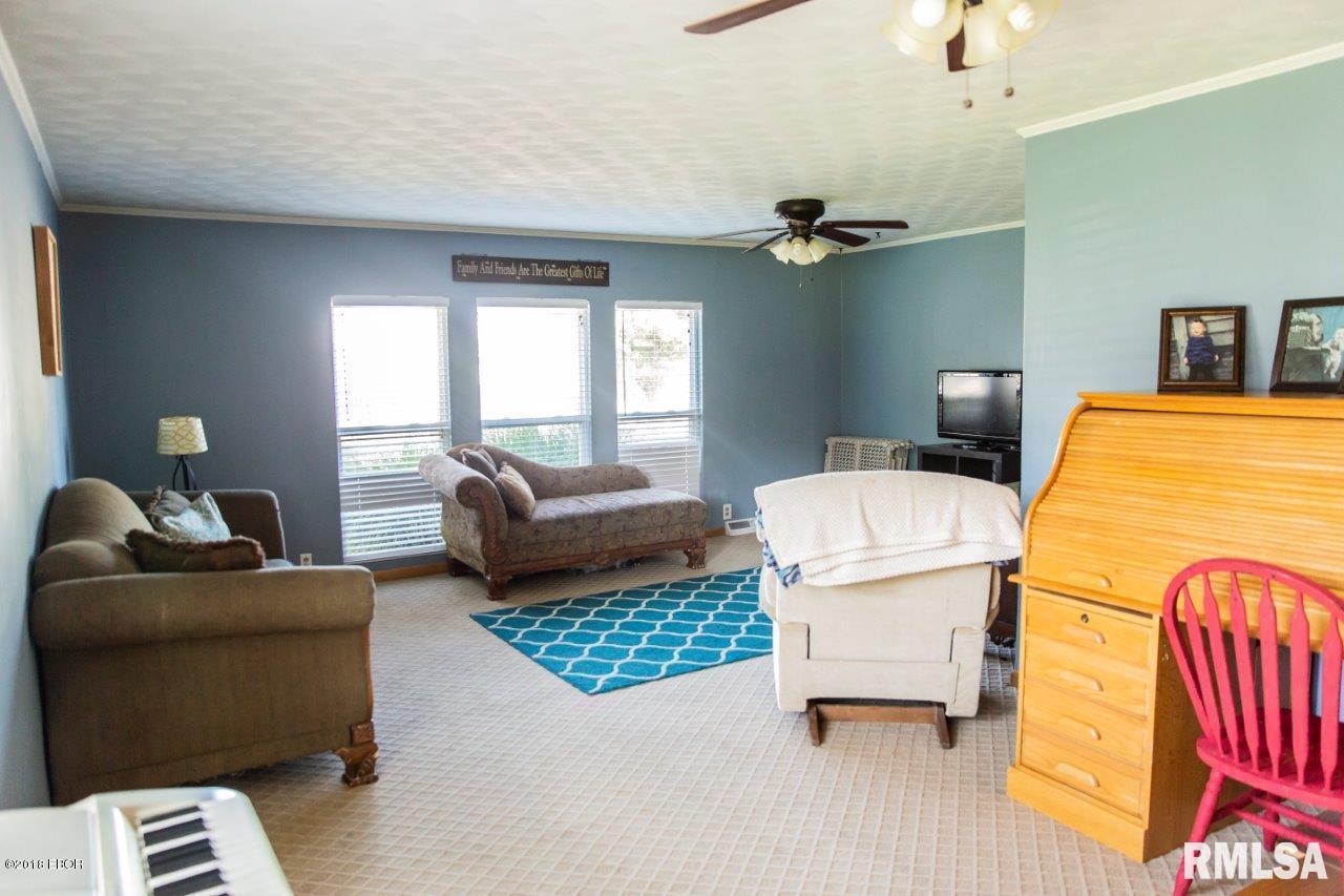 516 South 8th Street Herrin, IL 62948 - Photo 6 of 30