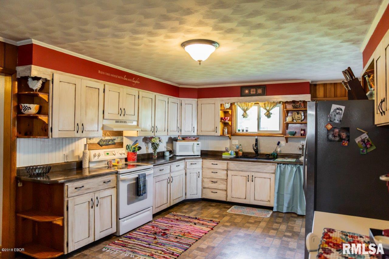 516 South 8th Street Herrin, IL 62948 - Photo 7 of 30