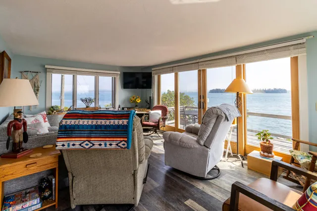 $639,500 | 21 Ocean Street, Jonesport, ME 04649