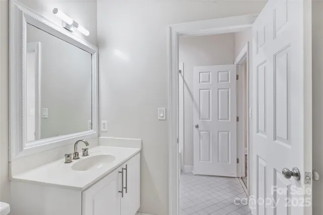 $569,000 | 127 North Tryon Street, Unit 508, Charlotte, NC 28202
