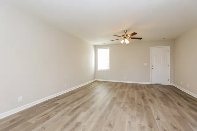 $1,695 | 8134 Sunset Circle, Murfreesboro, TN 37129