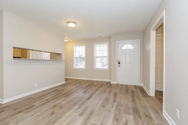 $1,695 | 8134 Sunset Circle, Murfreesboro, TN 37129