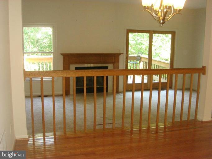 1646 Oak Spring Way Reston, VA 20190 - Photo 8 of 29 Living Room #2