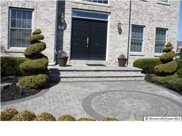8 Cedar Knoll Road Jackson, NJ 08527 - Photo 3 of 25 a building outdoor space with a street view