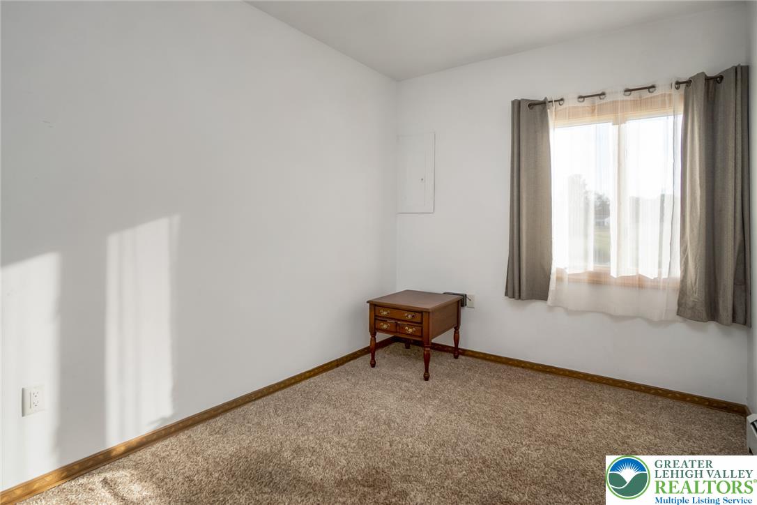 204 Ridge Cup Road New Ringgold, PA 17960 - Photo 38 of 72