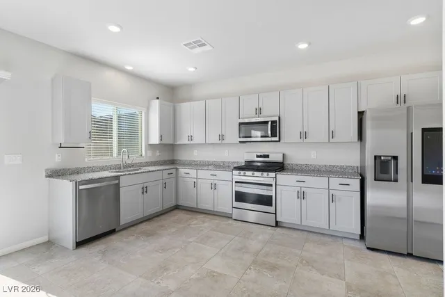 $2,300 | 4453 Lantern Point Avenue, North Las Vegas, NV 89084