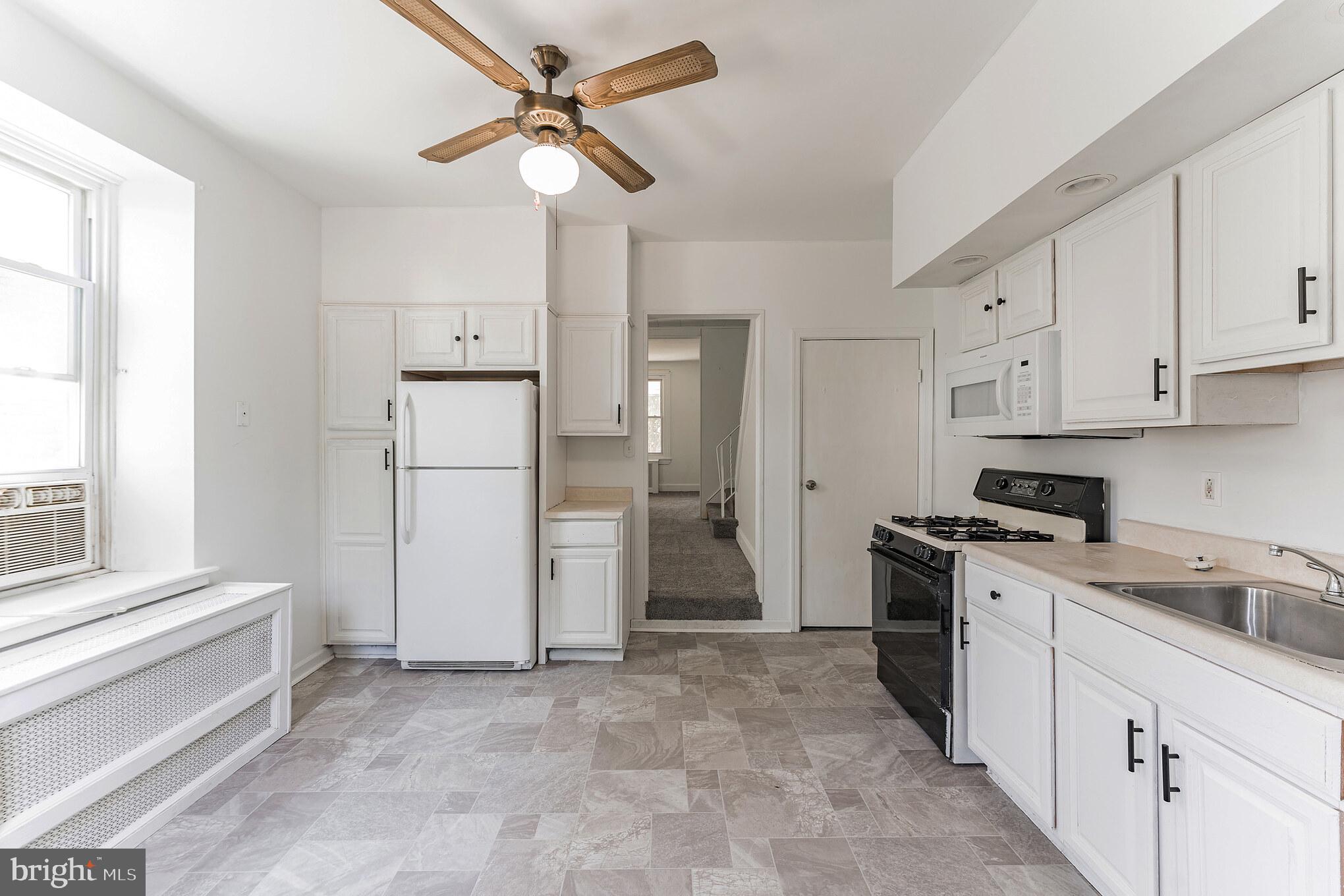 410 Ripka Street Philadelphia, PA 19128 - Photo 12 of 29