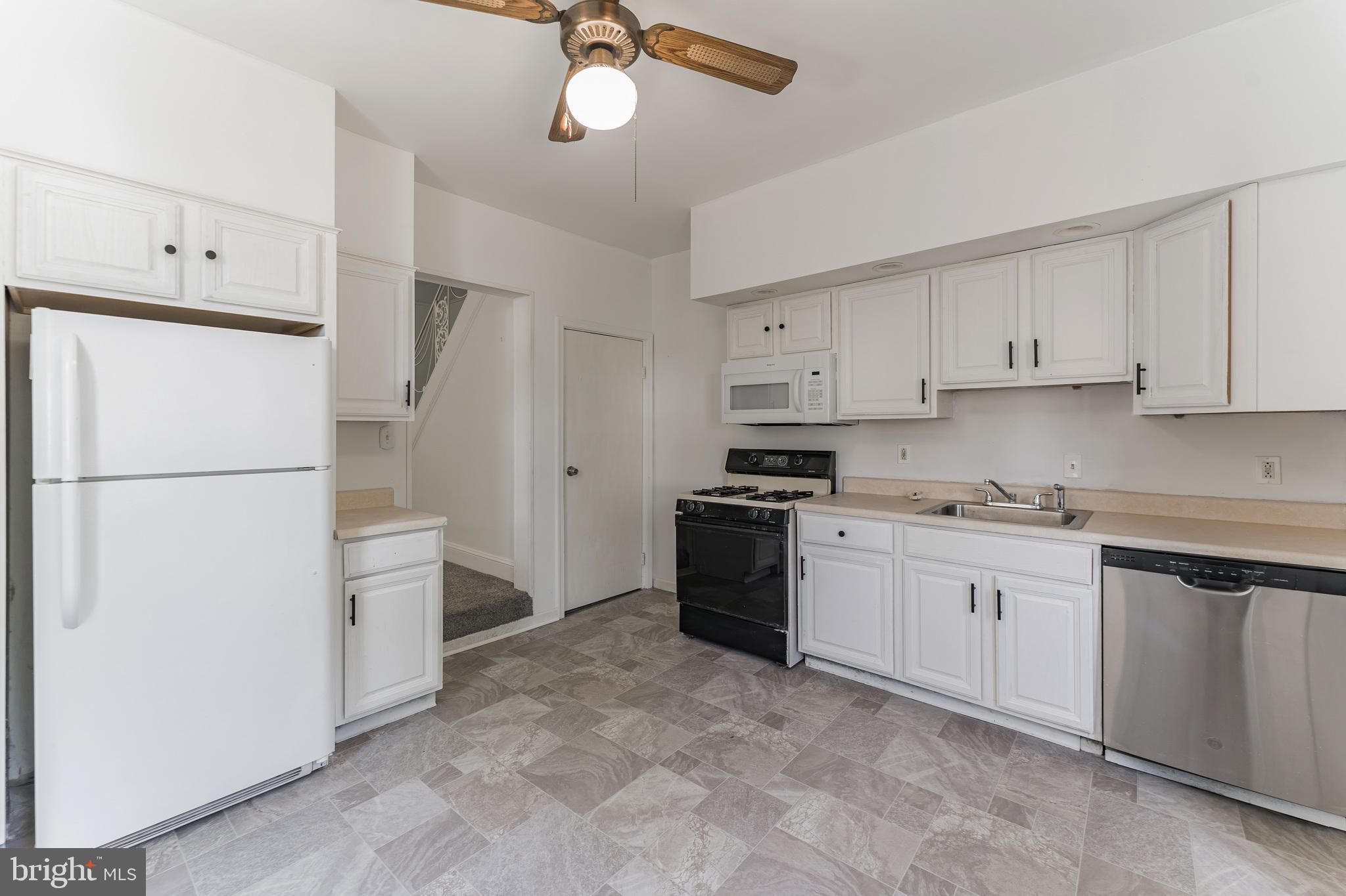 410 Ripka Street Philadelphia, PA 19128 - Photo 15 of 29