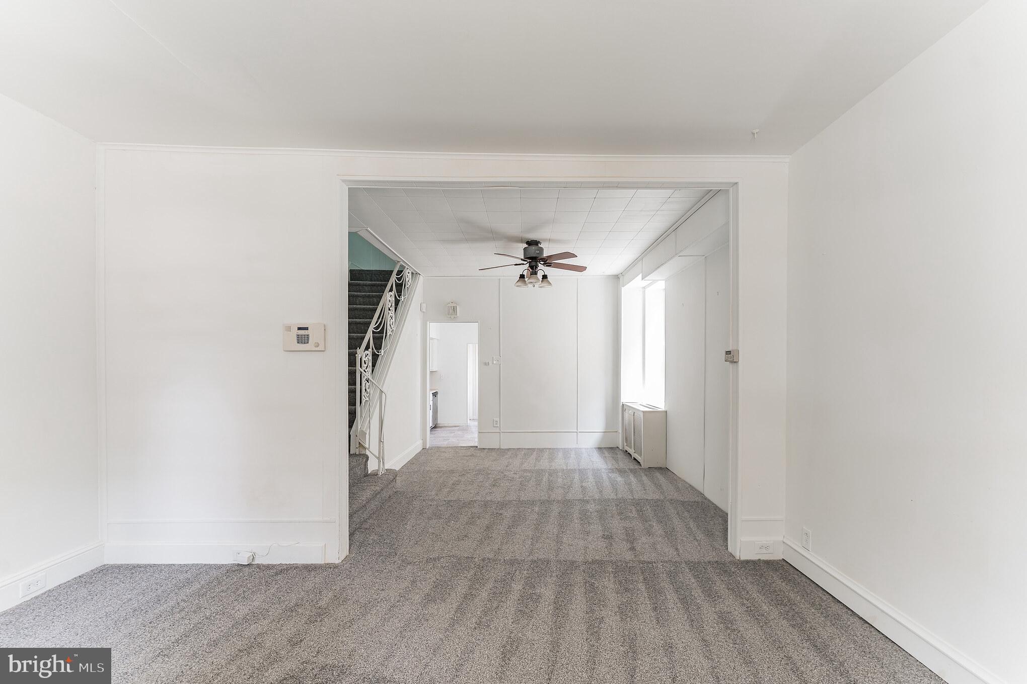 410 Ripka Street Philadelphia, PA 19128 - Photo 7 of 29