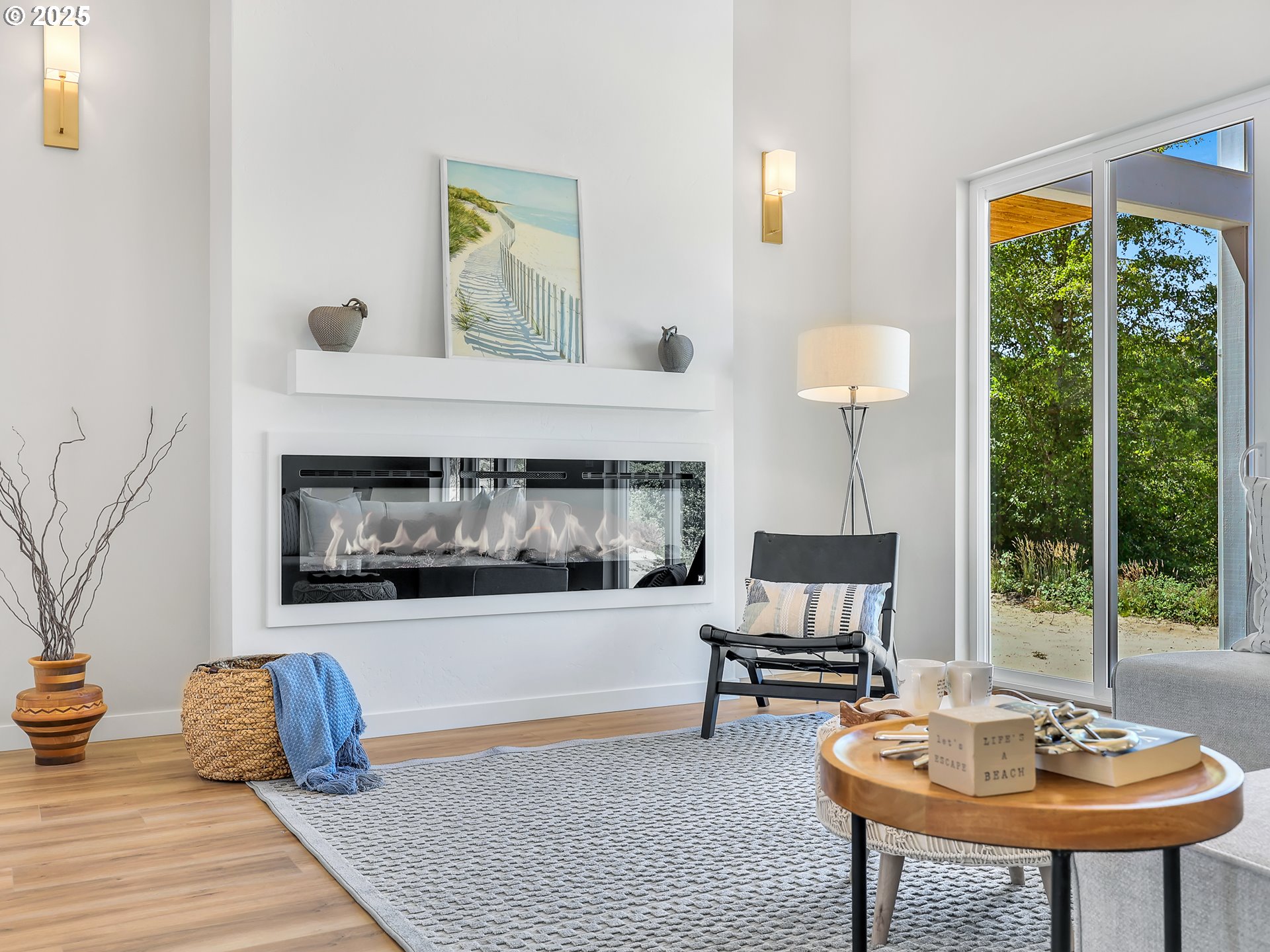 90250 Hobie Road Warrenton, OR 97146 - Photo 16 of 41 Fireplace