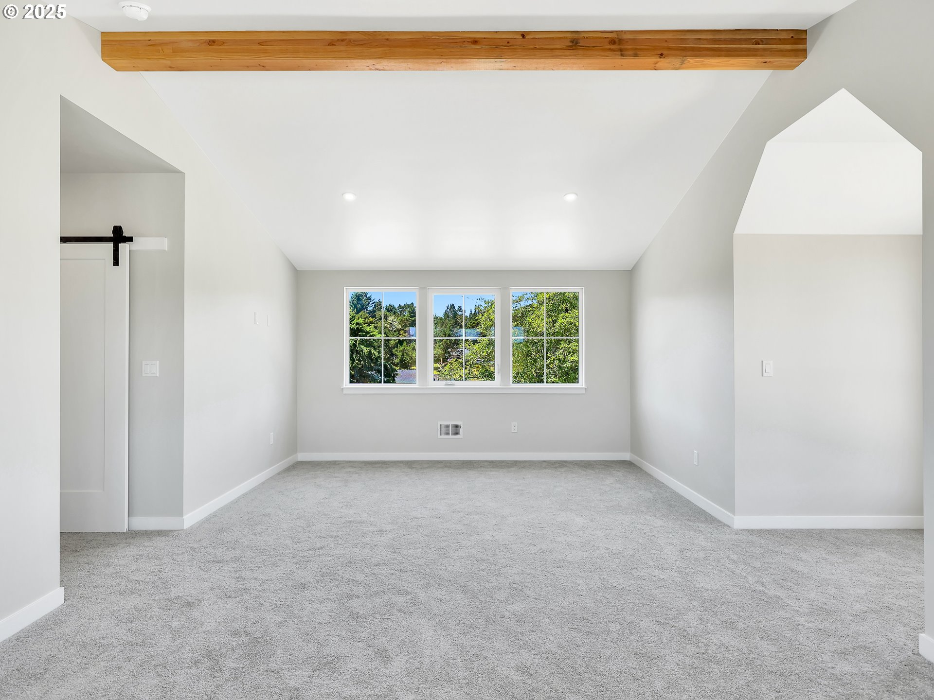 90250 Hobie Road Warrenton, OR 97146 - Photo 35 of 41 View