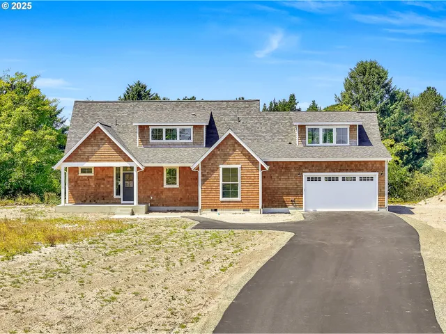 $969,000 | 90250 Hobie Road, Warrenton, OR 97146
