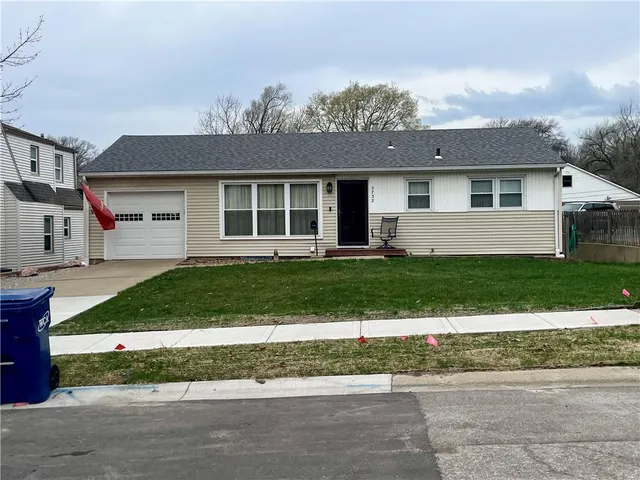 $269,950 | 5732 Outlook Street, Mission, KS 66202