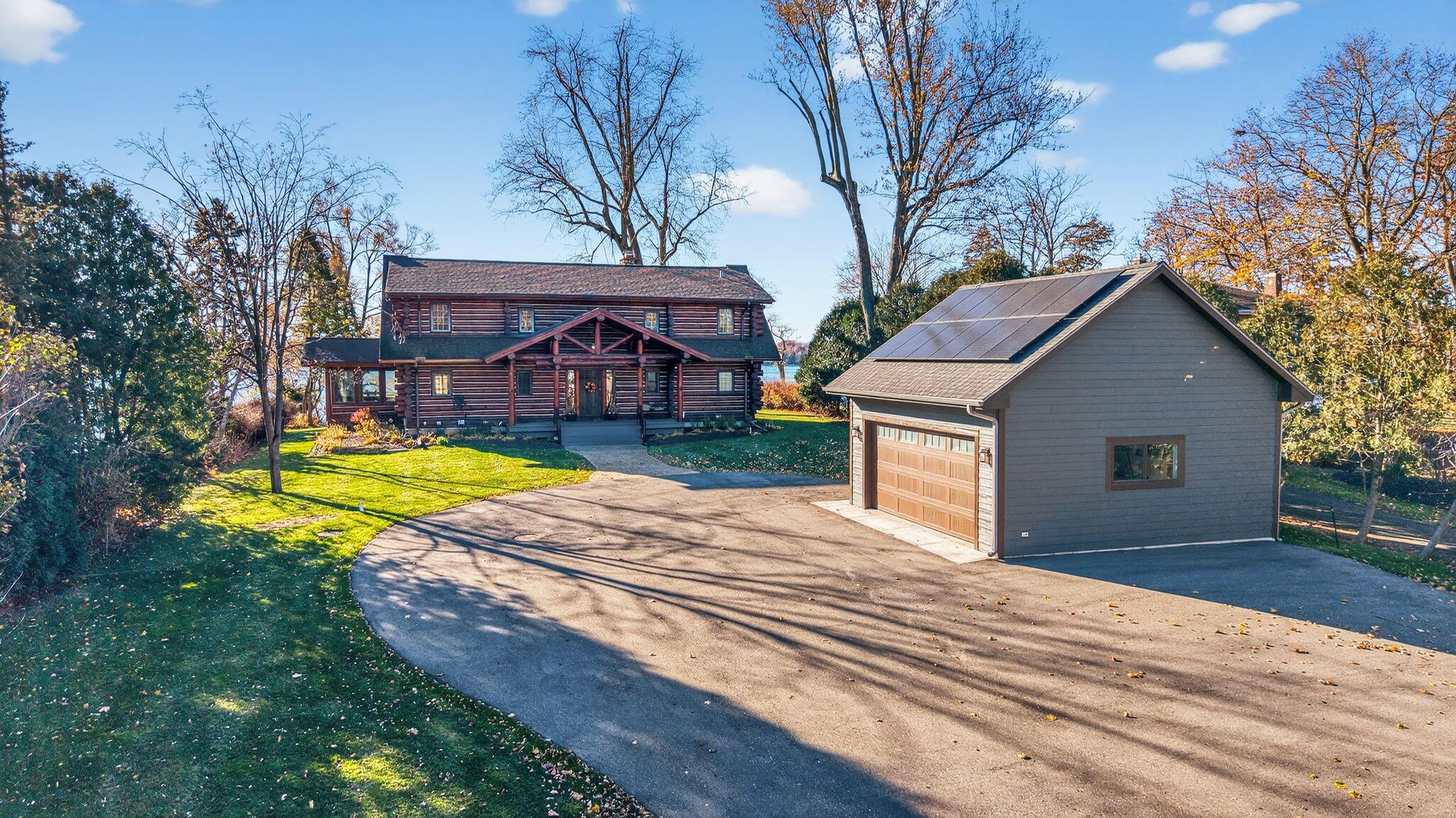 40017 85th Street Randall, WI 53128 - Photo 5 of 50 02_40017_85th_St_Genoa_City_WI_53128_USA