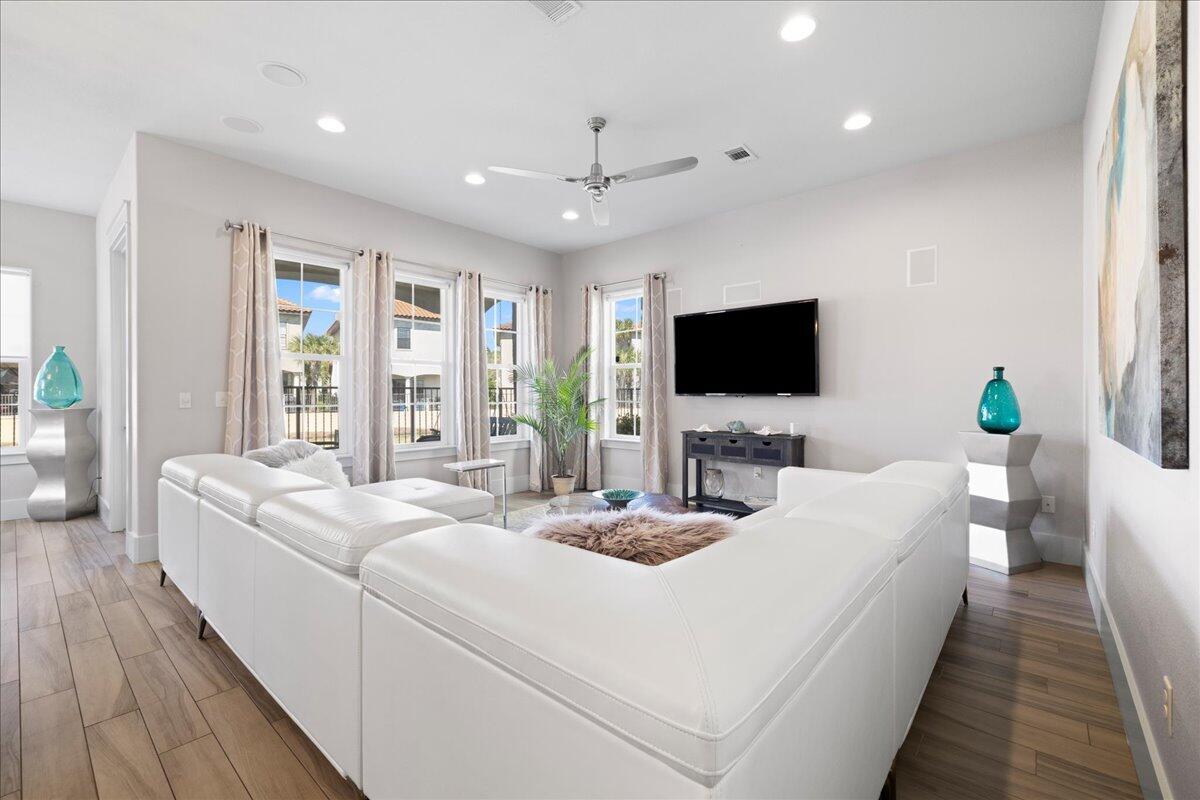 1959 Baytowne Loop Miramar Beach, FL 32550 - Photo 18 of 39 Living Room