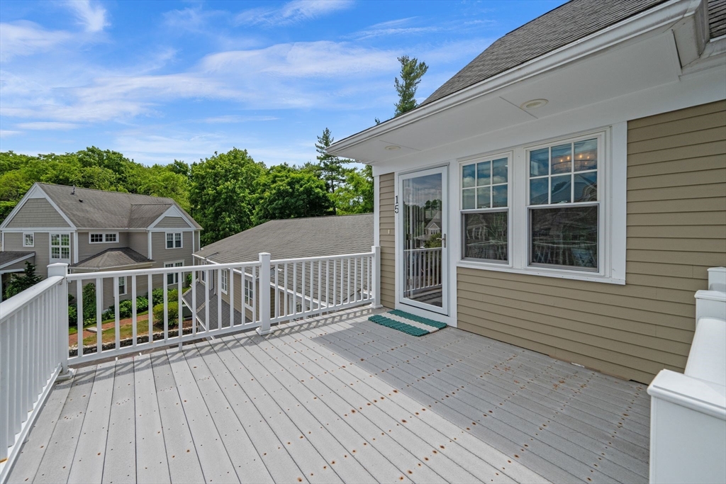 6 Essex Road, Unit 15 Ipswich, MA 01938 - Photo 3 of 40
