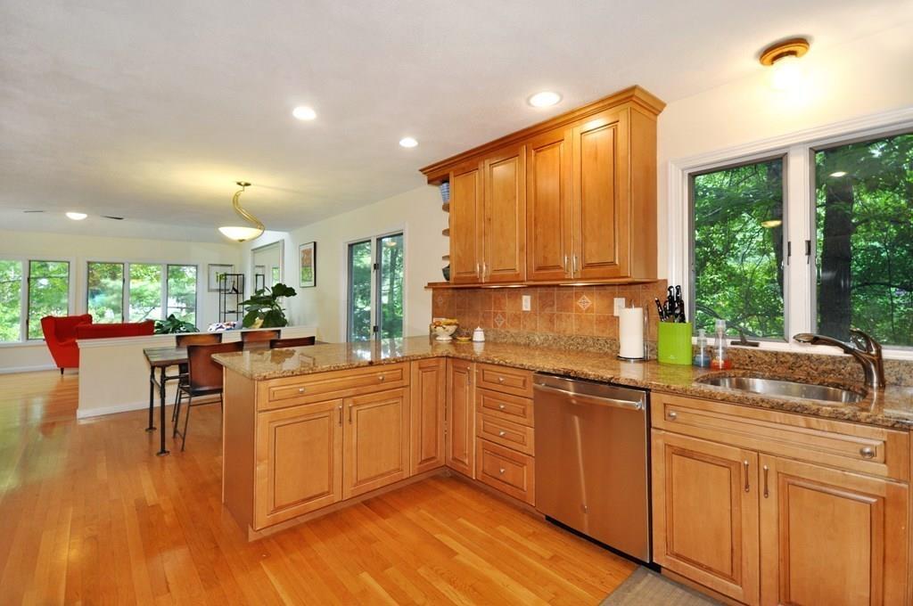 20 Coolidge Road Winchester, MA 01890 - Photo 7 of 40