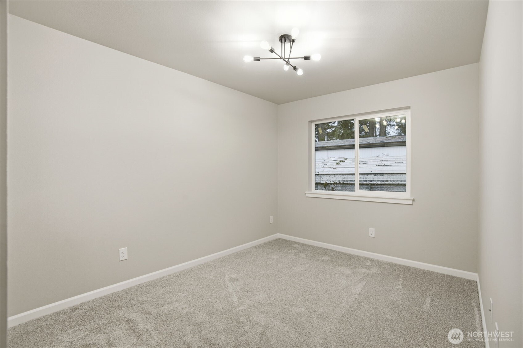 5909 257th Street East Graham, WA 98338 - Photo 12 of 27