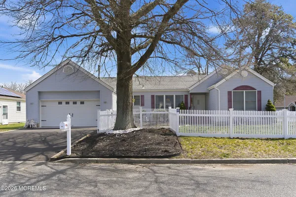 $499,000 | 101 Foxwood Lane, Forked River, NJ 08731