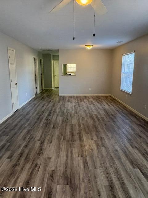 104 Evergreen Drive Hubert, NC 28539 - Photo 4 of 21 Living Room