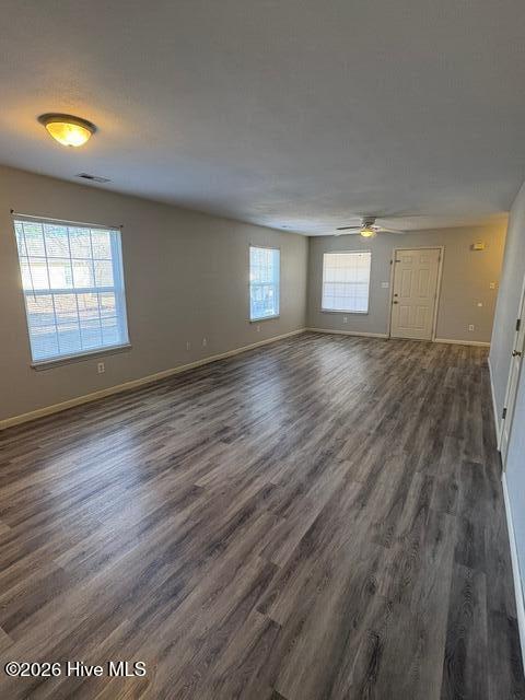 104 Evergreen Drive Hubert, NC 28539 - Photo 5 of 21 Living Room
