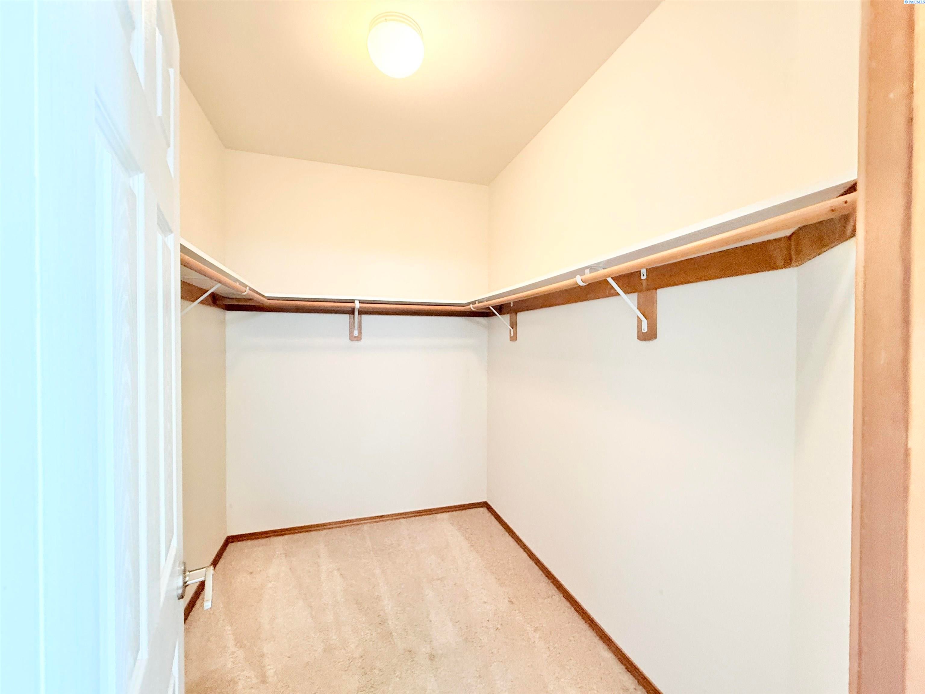 22505 South Clodfelter Road Kennewick, WA 99338 - Photo 13 of 42 Gallery Image 13