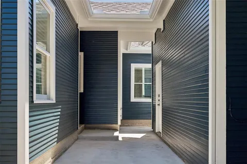 $595,000 | 1820 Washington Avenue, Fort Worth, TX 76110