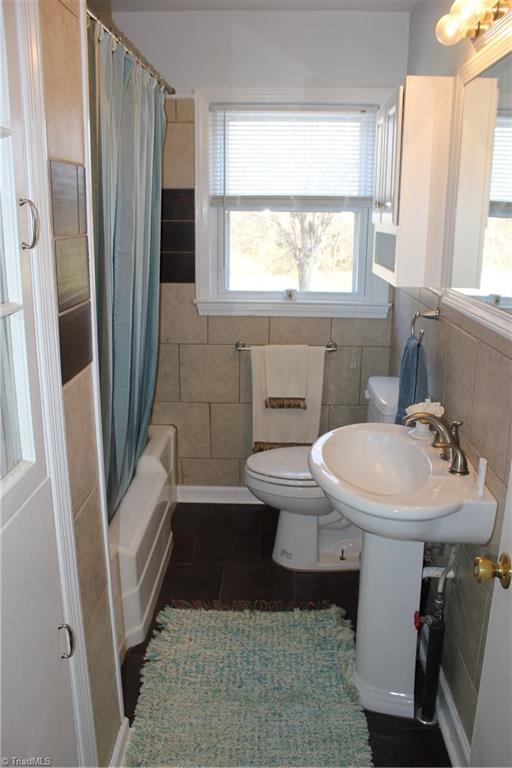 5575 Reynolda Road Winston-Salem, NC 27106 - Photo 13 of 23 Gallery Image 13