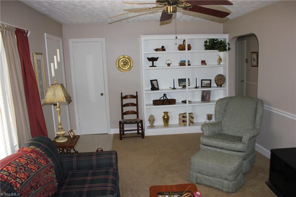5575 Reynolda Road Winston-Salem, NC 27106 - Photo 5 of 23 Gallery Image 5