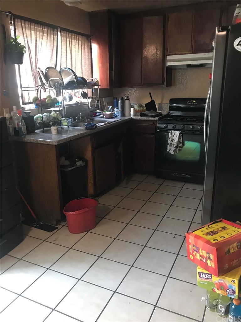 4385 Kingsley Street Montclair, CA 91763 - Photo 14 of 16