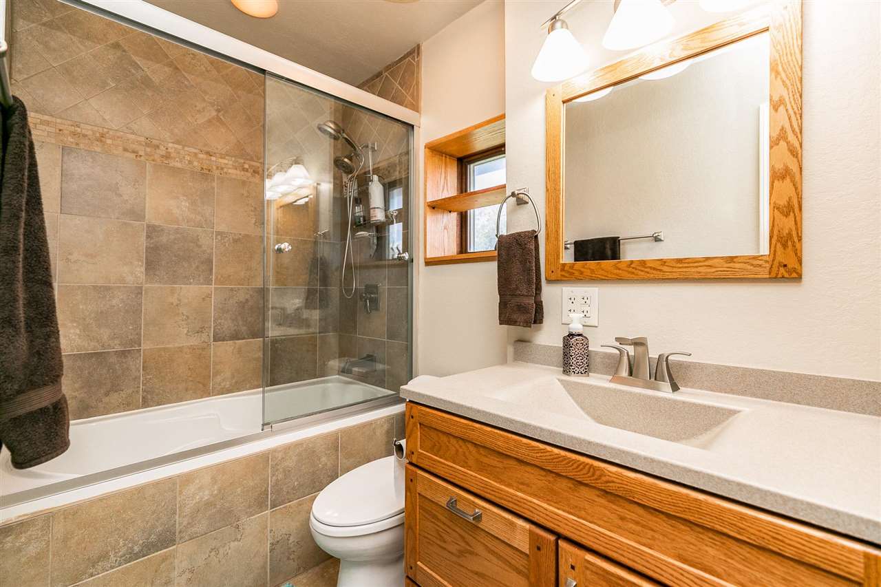 327 Boyson Road Northeast Cedar Rapids, IA 52402 - Photo 23 of 31 Gallery Image 23