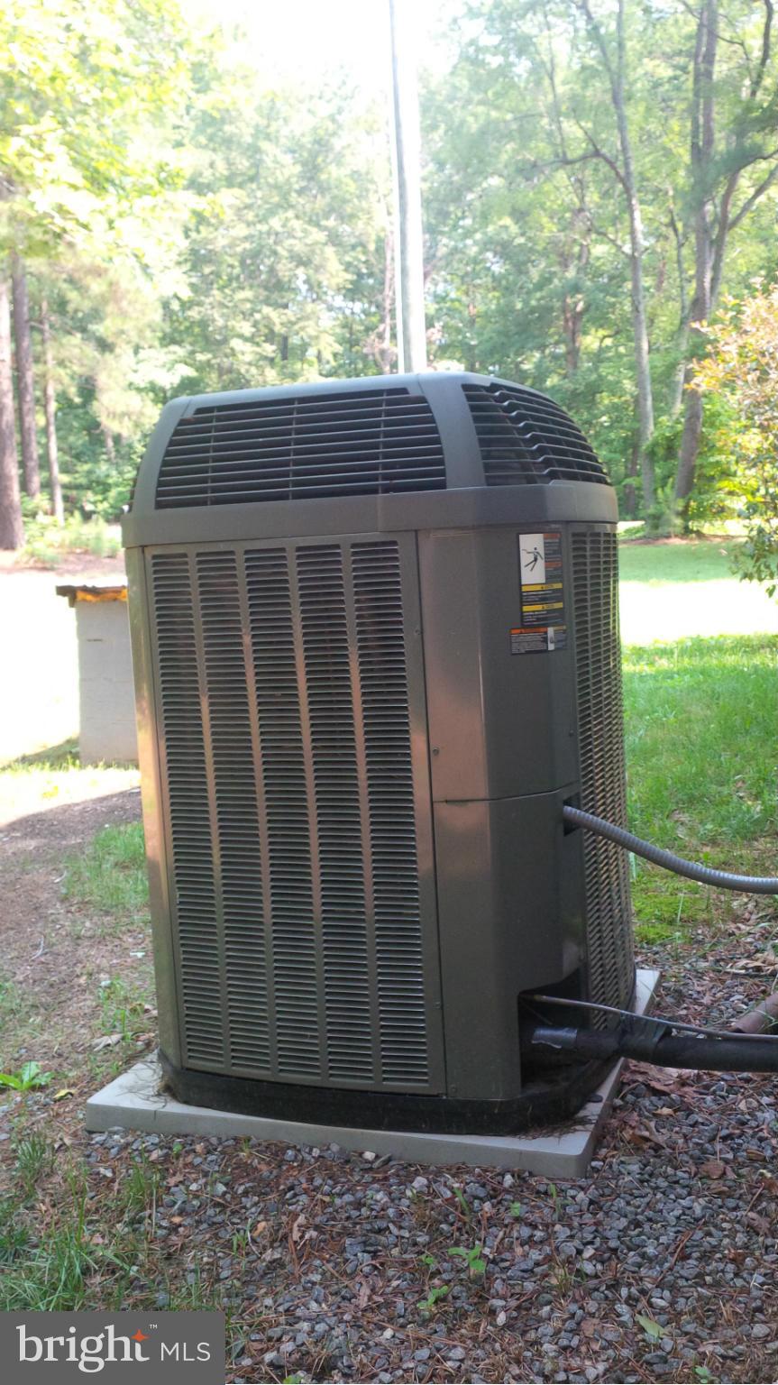 30202 Zoar Road Locust Grove, VA 22508 - Photo 19 of 20 Newer HVAC