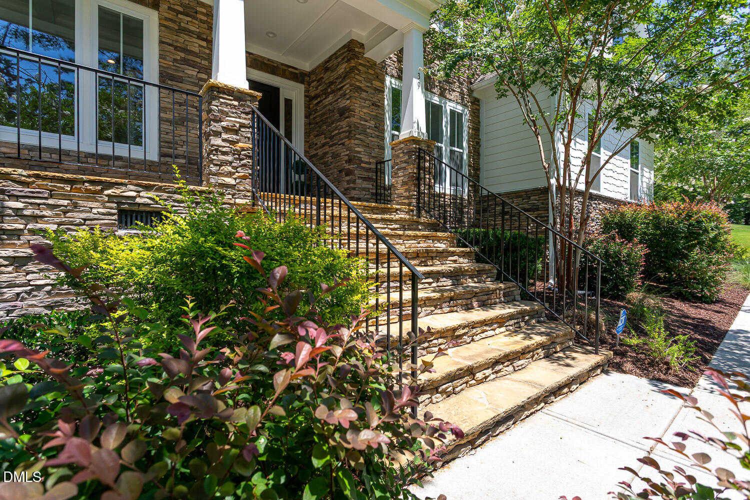 39 High Ridge Lane Pittsboro, NC 27312 - Photo 5 of 58 machikas-39-high-ridge-31
