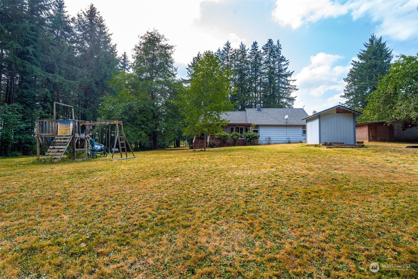 504 Brockway Road Chehalis, WA 98532 - Photo 4 of 40 a view of a swimming pool with an outdoor space