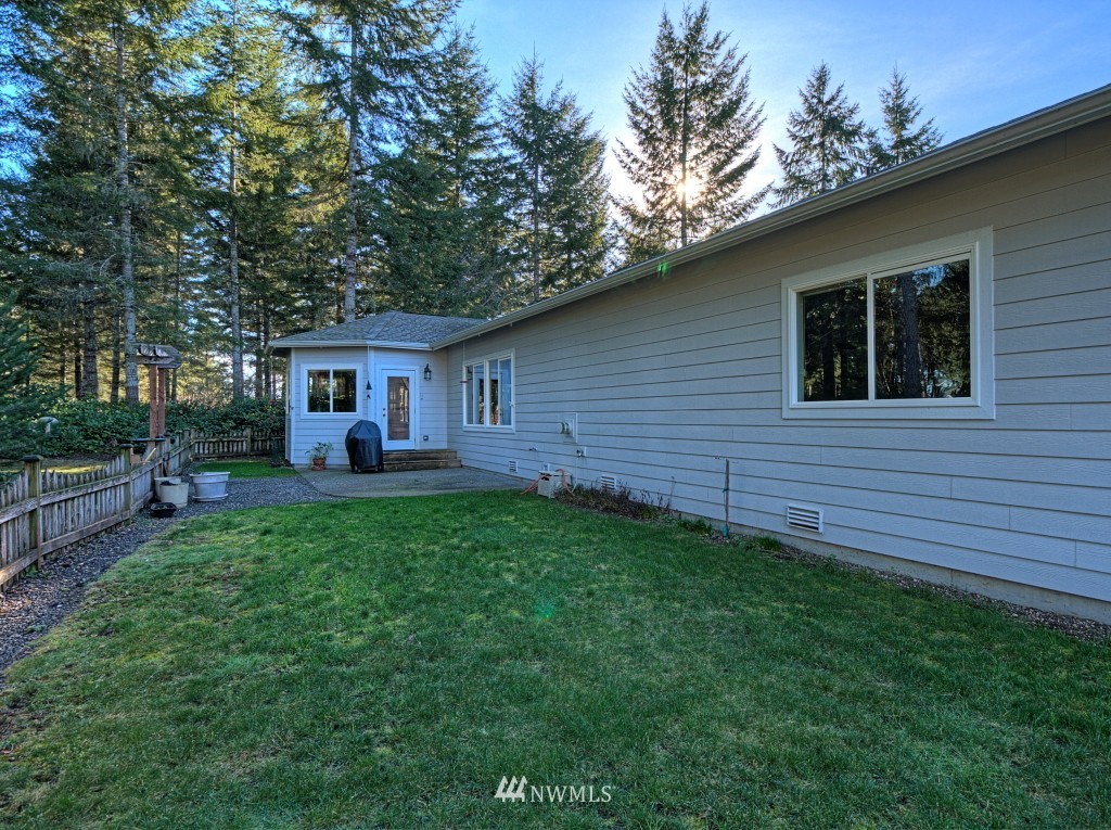 650 East Soderberg Road Allyn, WA 98524 - Photo 21 of 21 Gallery Image 21