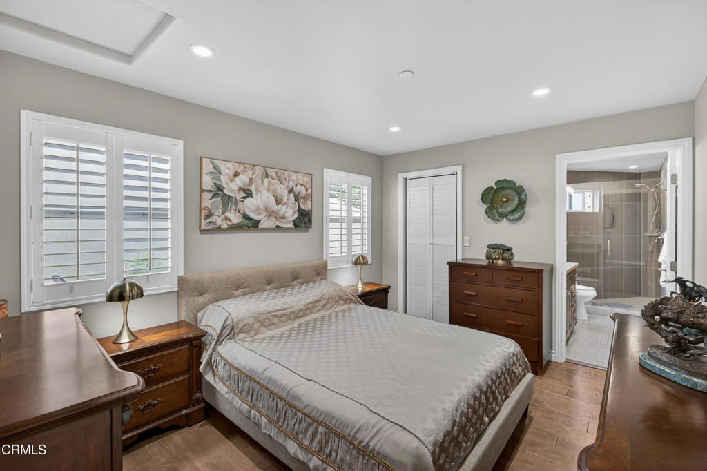 9325-9327 La Shell Drive Tujunga, CA 91042 - Photo 37 of 45 9325 La Shell Dr-37