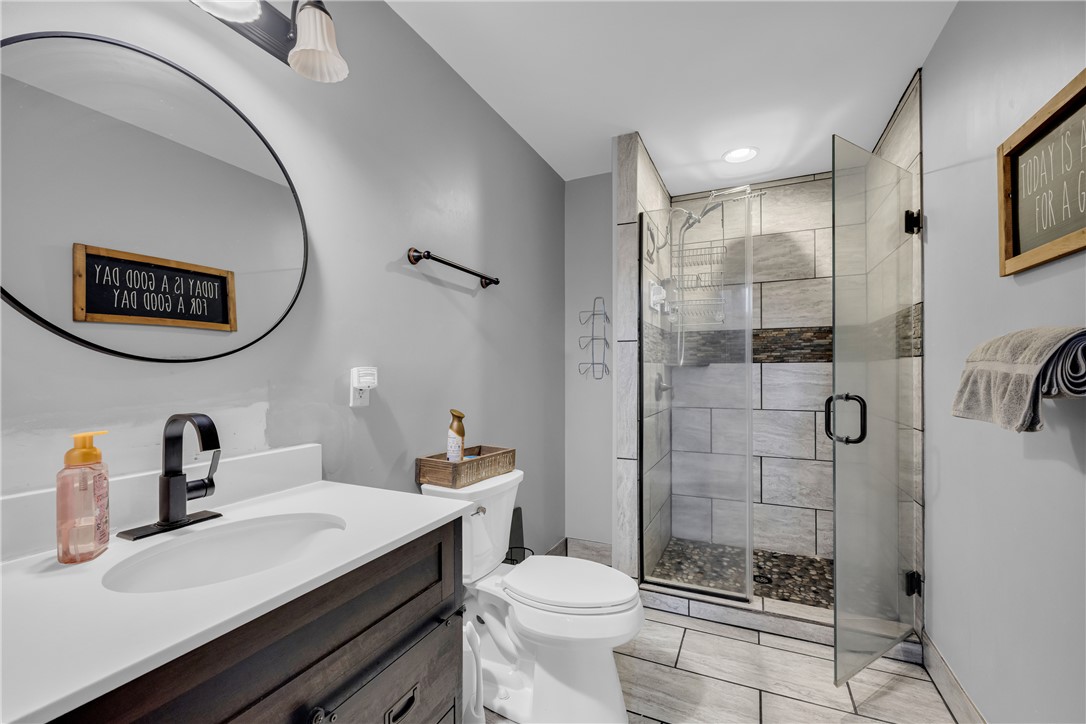 932 Bay Ridge Drive Salem, SC 29676 - Photo 15 of 48 Guest Bathroom