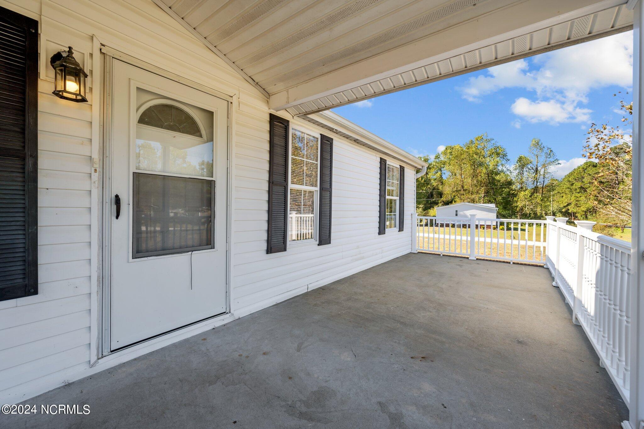 651 Fowler Manning Road Richlands, NC 28574 - Photo 35 of 45 35-web-or-mls-05