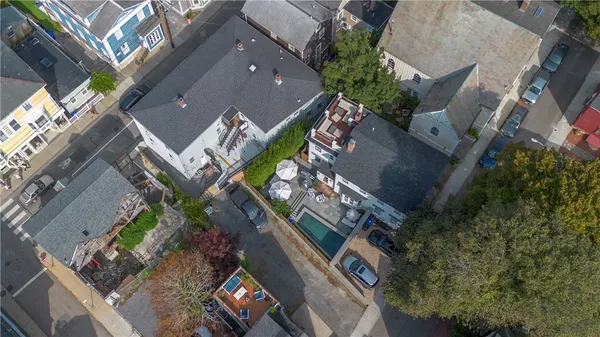 $2,200,000 | 130 Spring Street, Newport, RI 02840