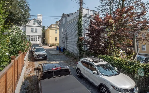 $2,200,000 | 130 Spring Street, Newport, RI 02840