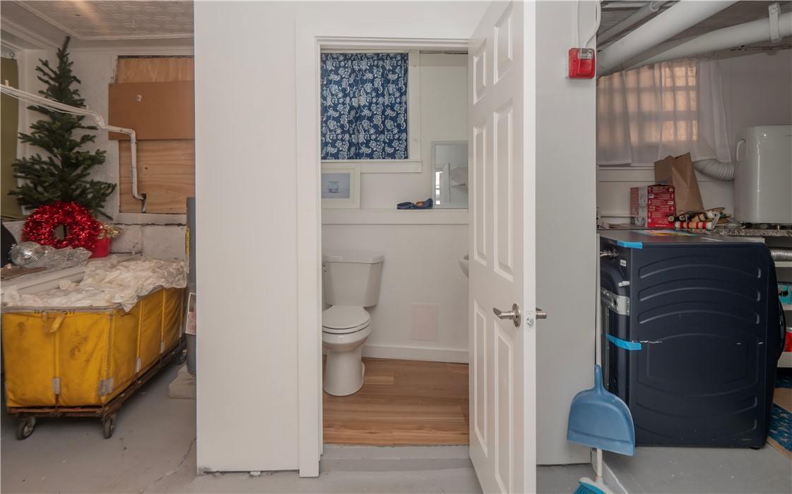 130 Spring Street Newport, RI 02840 - Photo 21 of 47