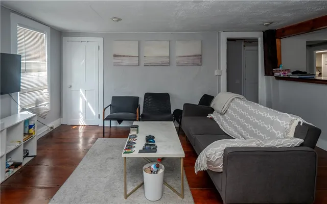 $2,200,000 | 130 Spring Street, Newport, RI 02840