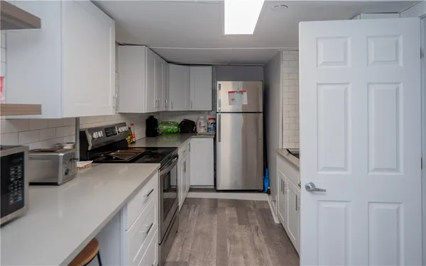 $2,200,000 | 130 Spring Street, Newport, RI 02840