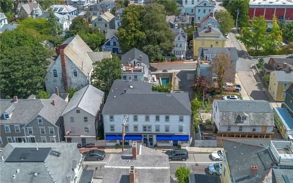 $2,200,000 | 130 Spring Street, Newport, RI 02840