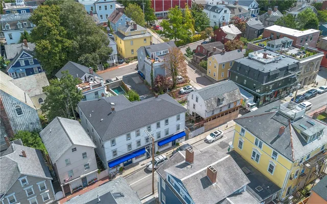 $2,200,000 | 130 Spring Street, Newport, RI 02840