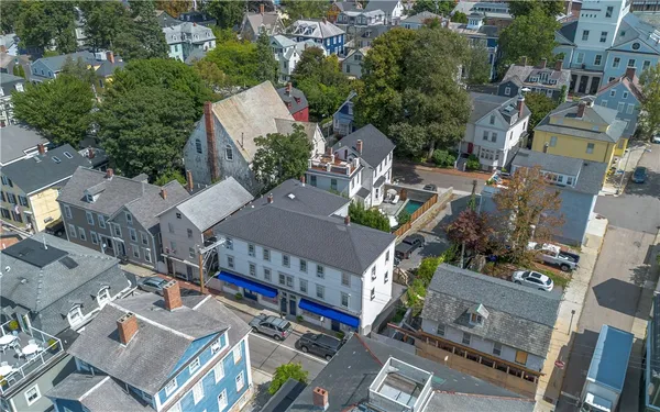 $2,200,000 | 130 Spring Street, Newport, RI 02840
