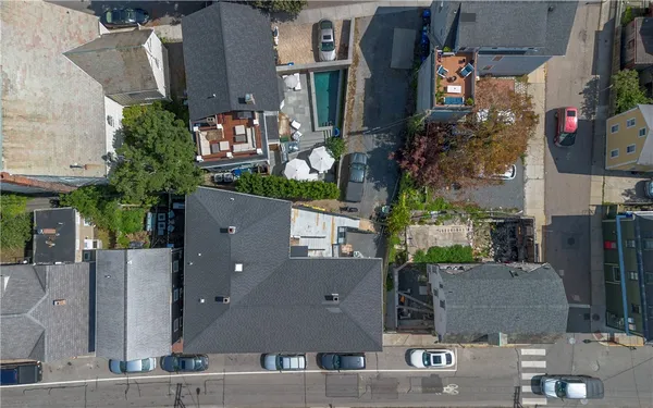 $2,200,000 | 130 Spring Street, Newport, RI 02840