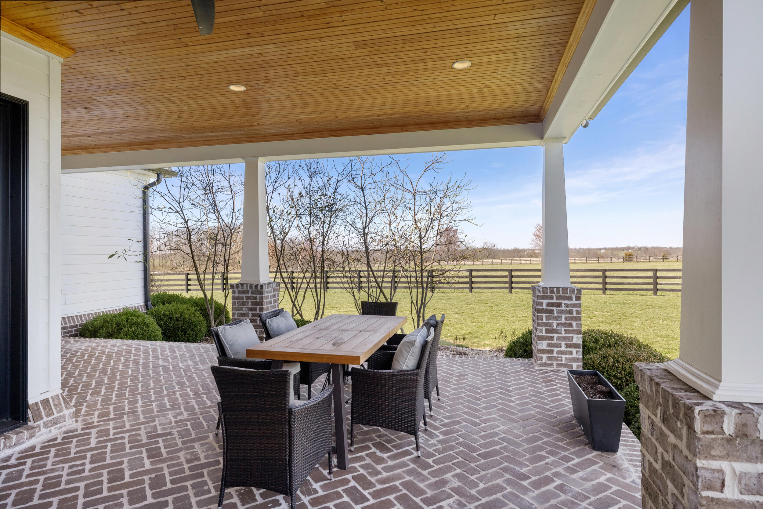 2353 North Middletown Road Paris, KY 40361 - Photo 77 of 117 65_1h4a8613
