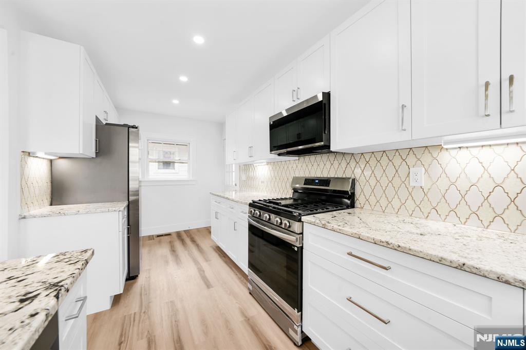 21 Morris Road Clifton, NJ 07012 - Photo 12 of 36
