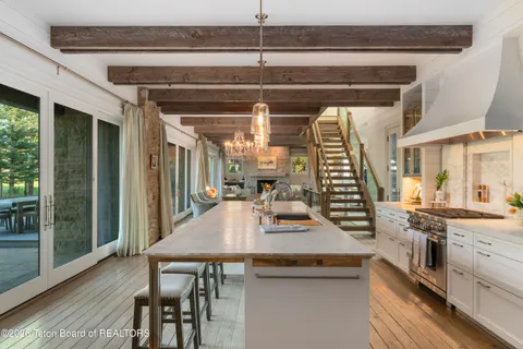 $16,850,000 | 250 Moose Street, Jackson, WY 83001